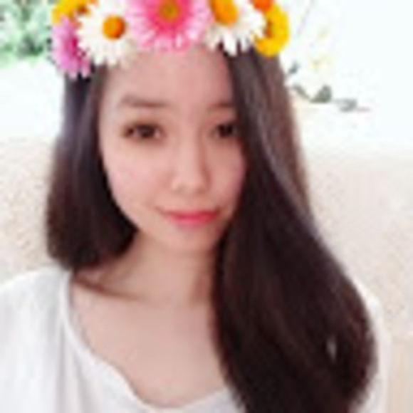 Meet your Posher, Angela - Picture 1 of 1